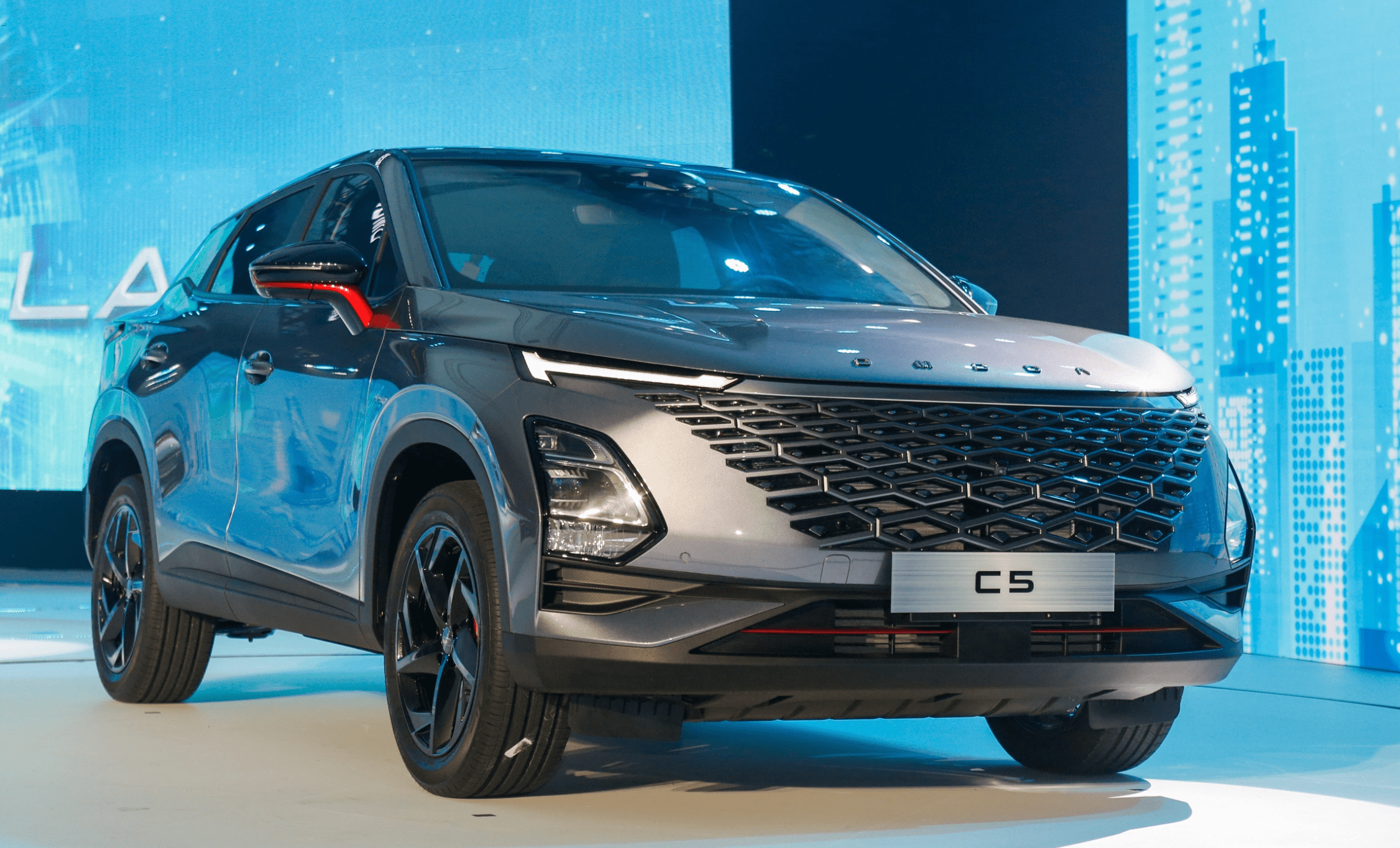 Giá lăn bánh Omoda C5 tại Hà Tĩnh